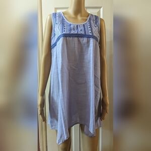 New without tags metropolitan blue sleeveless shirt, size large, T3W